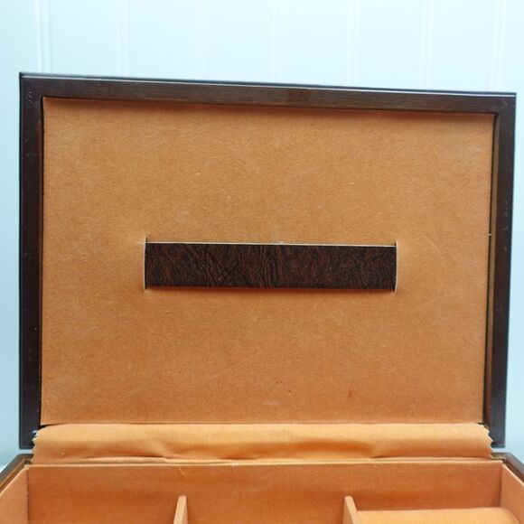 Vintage 1987 Rosalco Commodore Wood Jewelry Box Carved Ducks Mallard Design - Picture 10 of 13